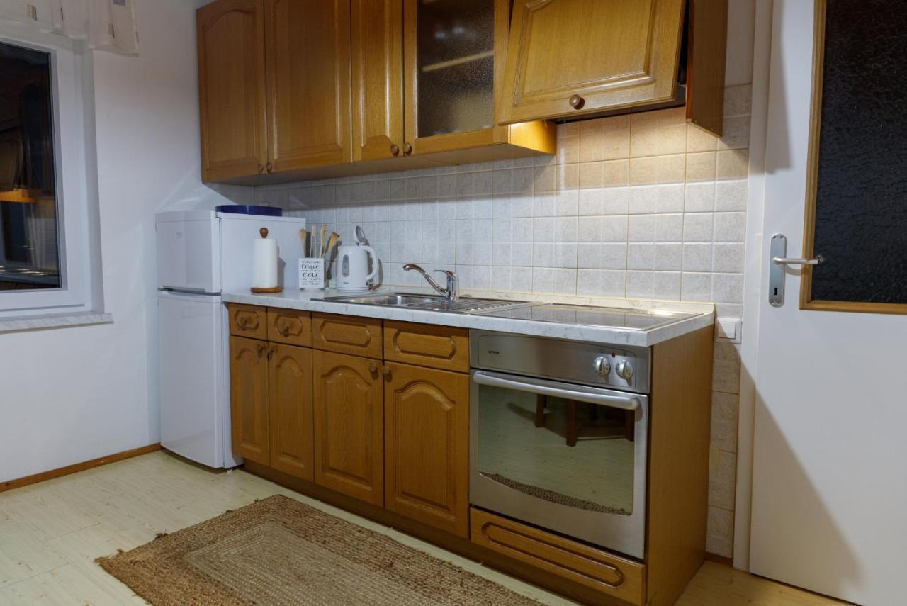 Apartment Mavrica Bled, Quiet Location, With A View Of The Lake Екстериор снимка